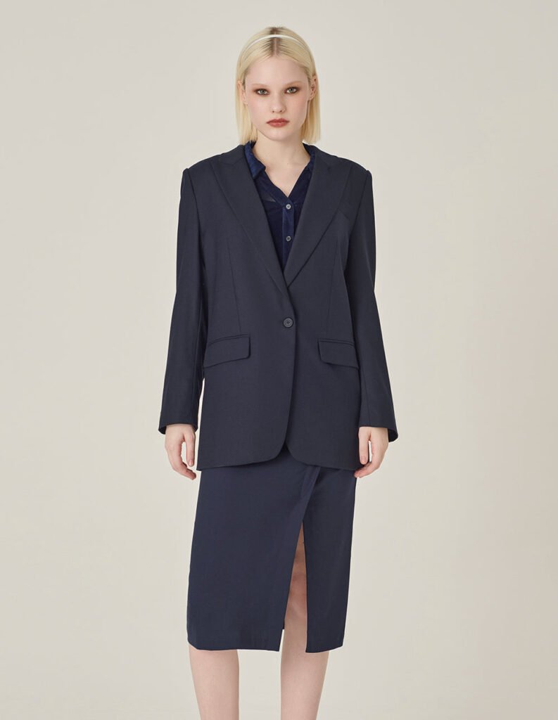 maryling crew neck long sleeve cropped multi pockets wool knitted cardigan maryling crew neck long sleeve cropped multi pockets wool knitted cardigan